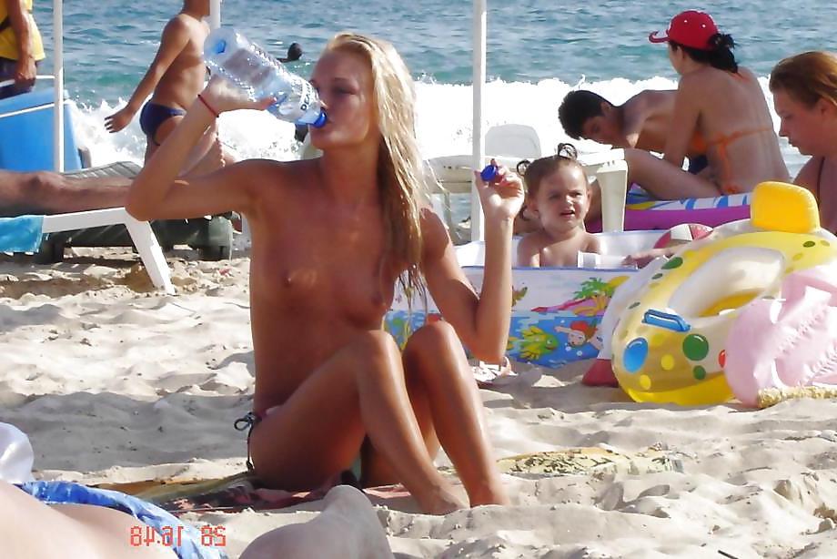 25P Bulgarian Beach Girls from Black Sea - IV
