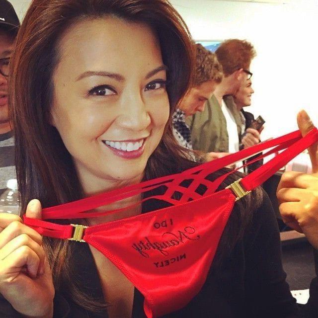 8P Ming Na Wen