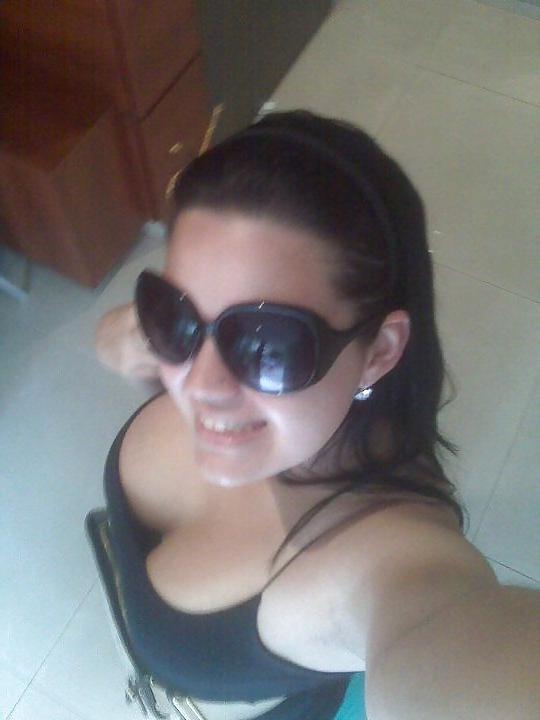 25P Arab Girl Flashing 5