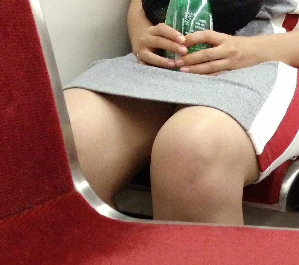 25P Candid legs and feet....
