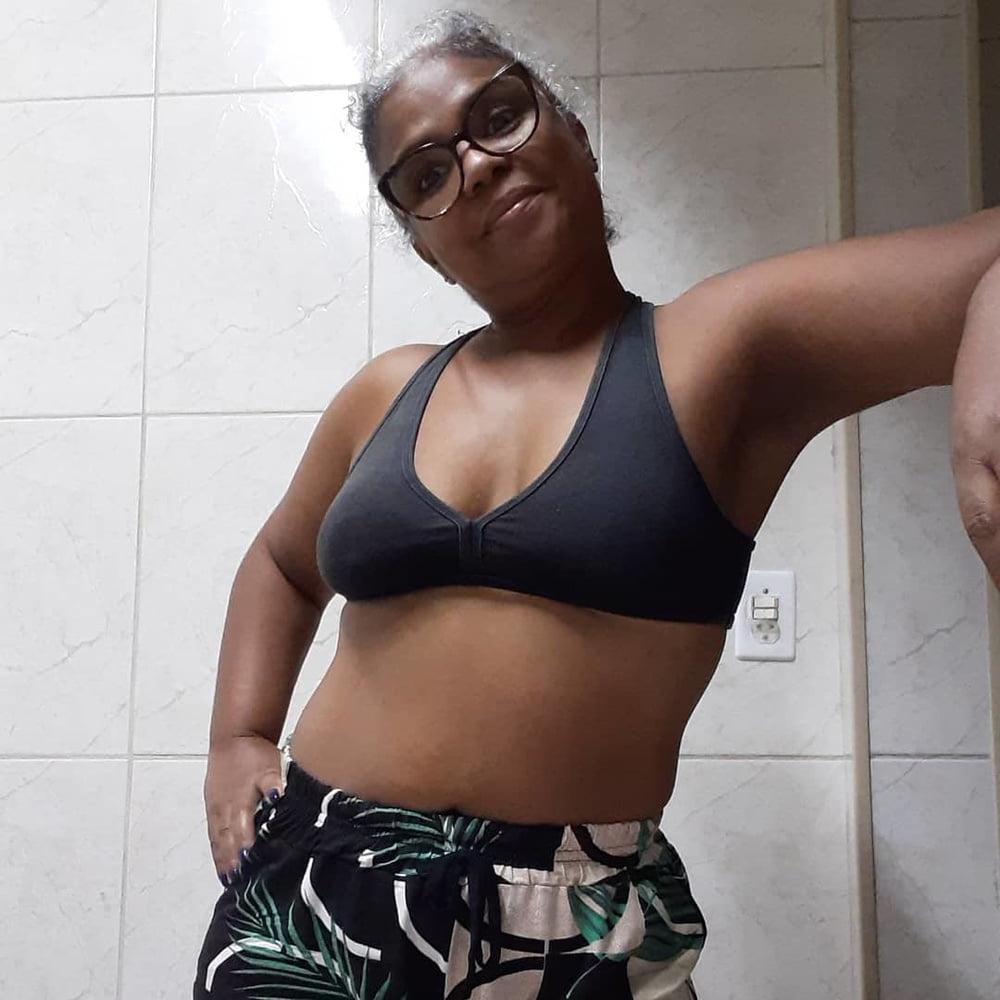 25P Gilf fitness very hot (mom to wank)
