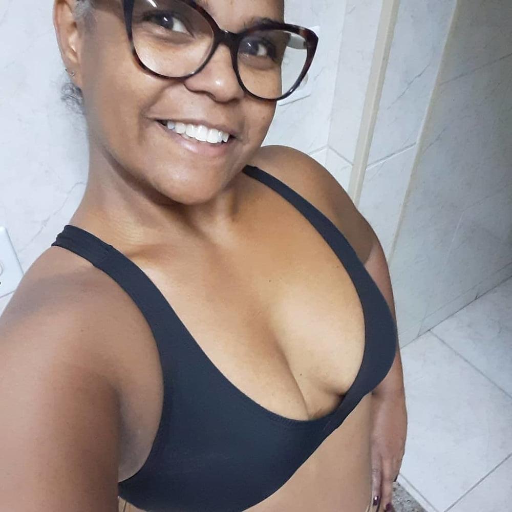 25P Gilf fitness very hot (mom to wank)