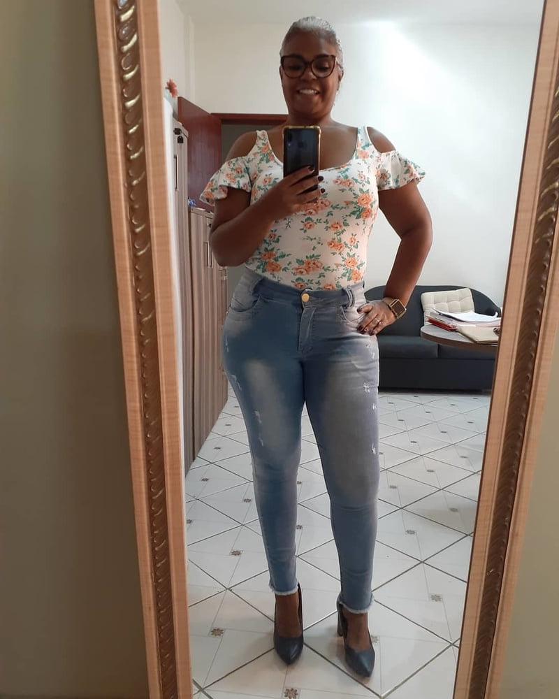 25P Gilf fitness very hot (mom to wank)
