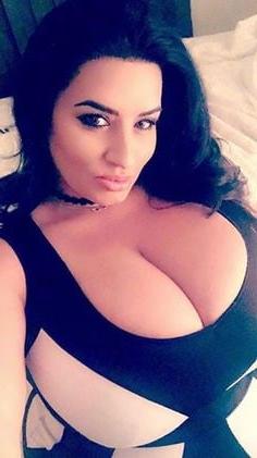 25P WILD BUSTY ONES