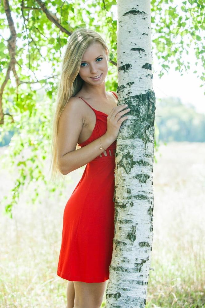 25P Beautiful young Blonde