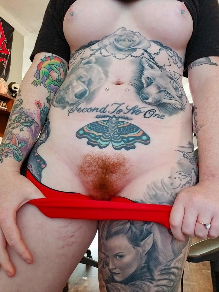 25P Hairy pussy 32