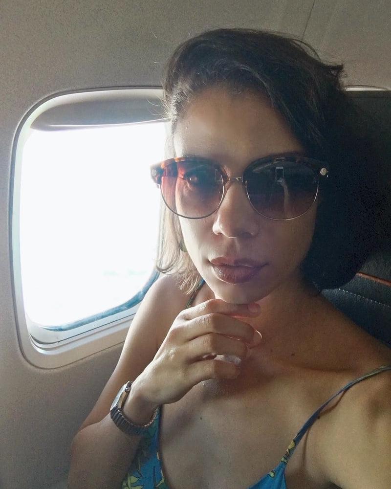 24P Sexy hot young milf for wank