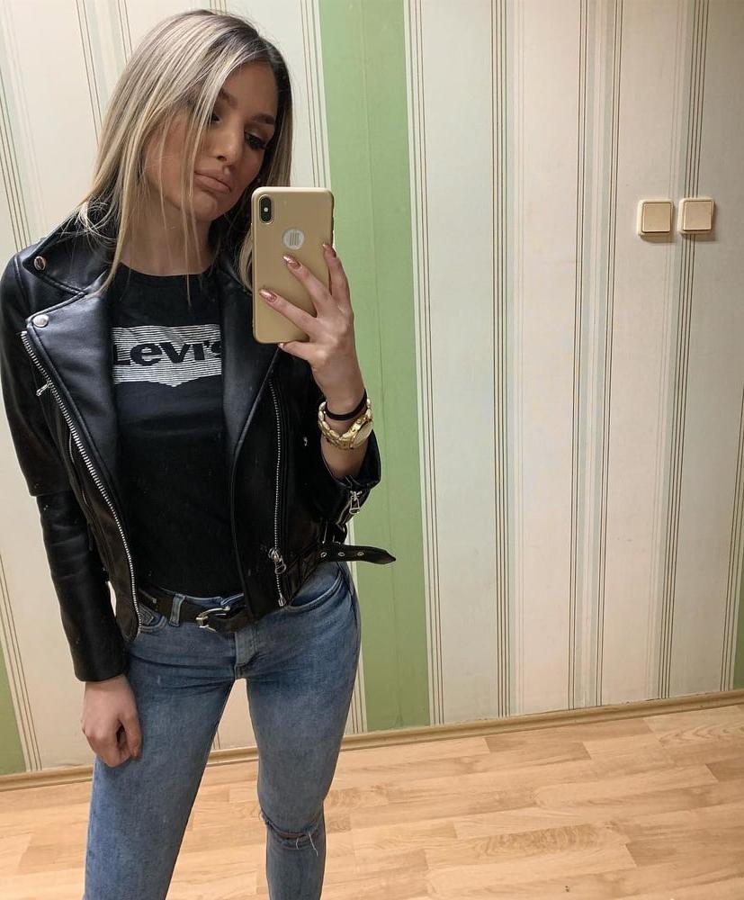 25P Leather Babes #4
