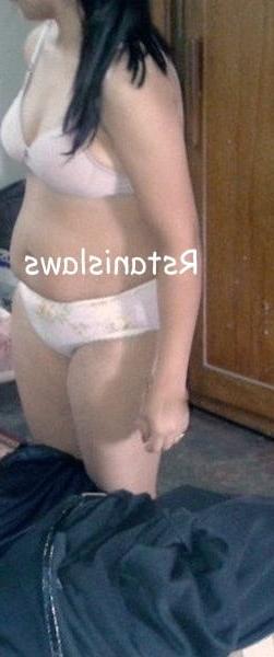 5P sexy wife stripping her dress to pose in bra panty showing h