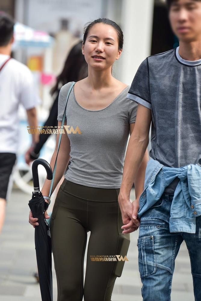 25P Asians in Yoga Pants #3