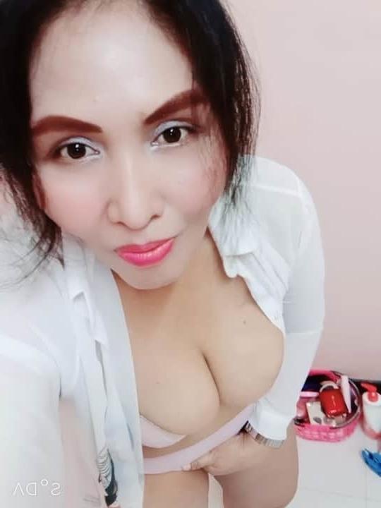25P Mom asian