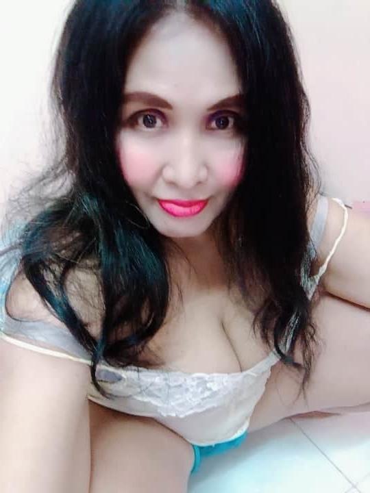 25P Mom asian