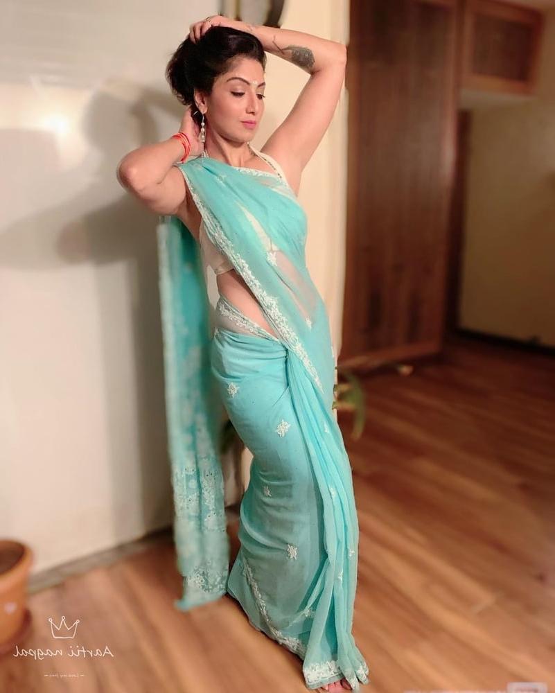 25P Sexy Indian Milf Goddess