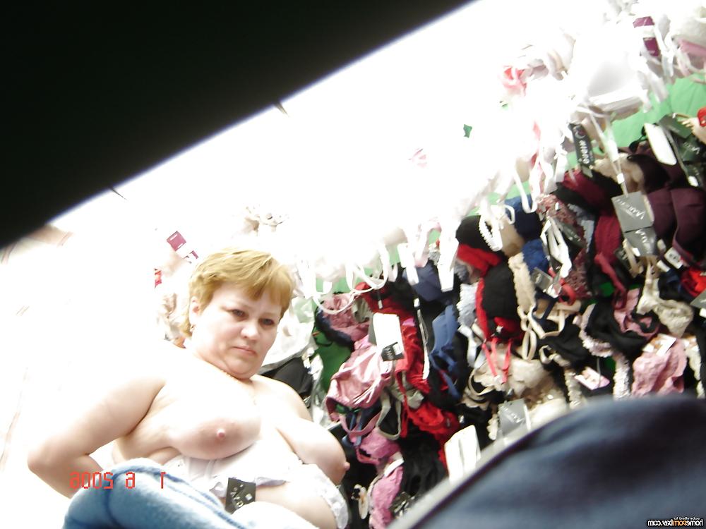 15P Voyeur reality pics