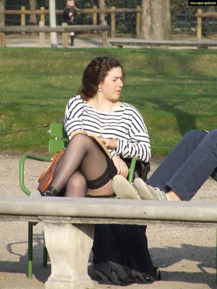 25P Sexy girls flash top stockings