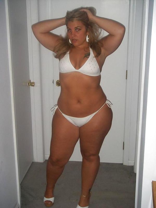 14P Beautiful Thick Blonde White Woman