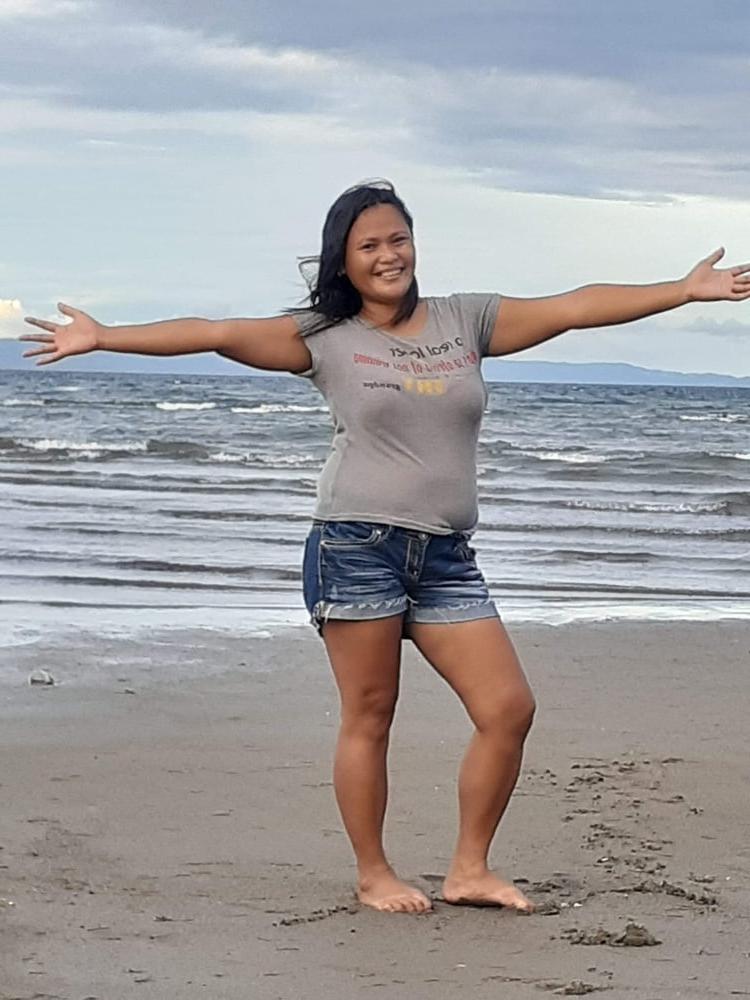 25P Rebecca Sens, 39, Exposed Whore From the Philippines