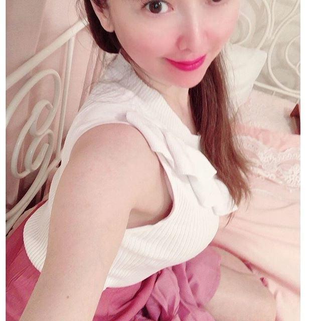 25P Asian matures and milfs 83