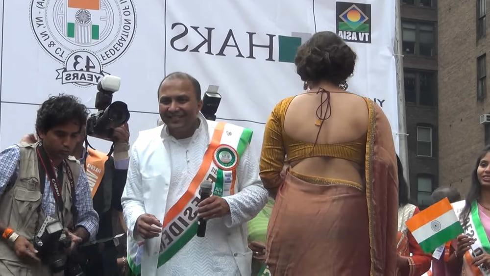 15P vidya balan hot capture