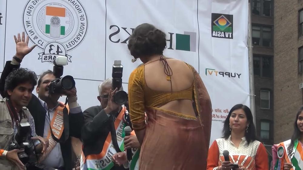 15P vidya balan hot capture