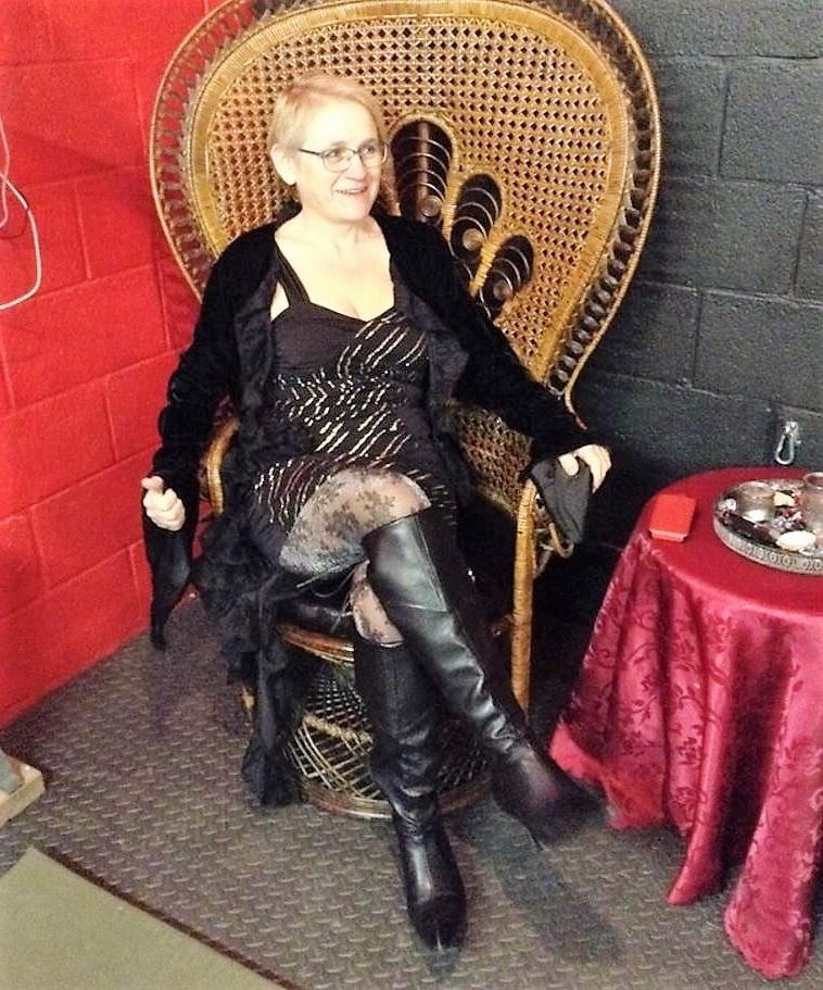 25P Mature mistresses in leather i have served or would love to