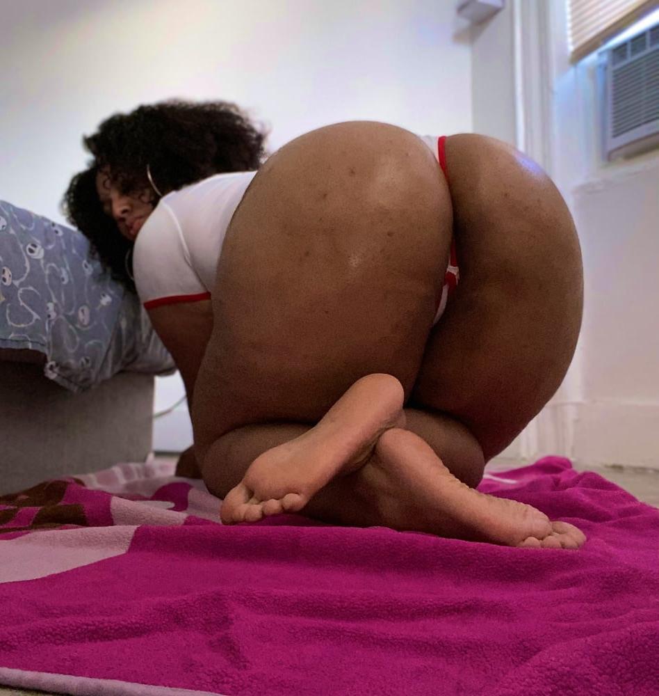 10P Thick sexy Latino 3