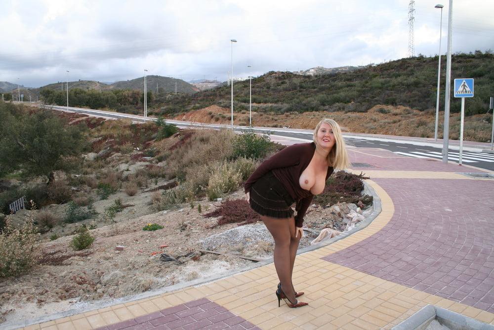 25P Pantyhose Street Whore Slut Flashing and Exposing