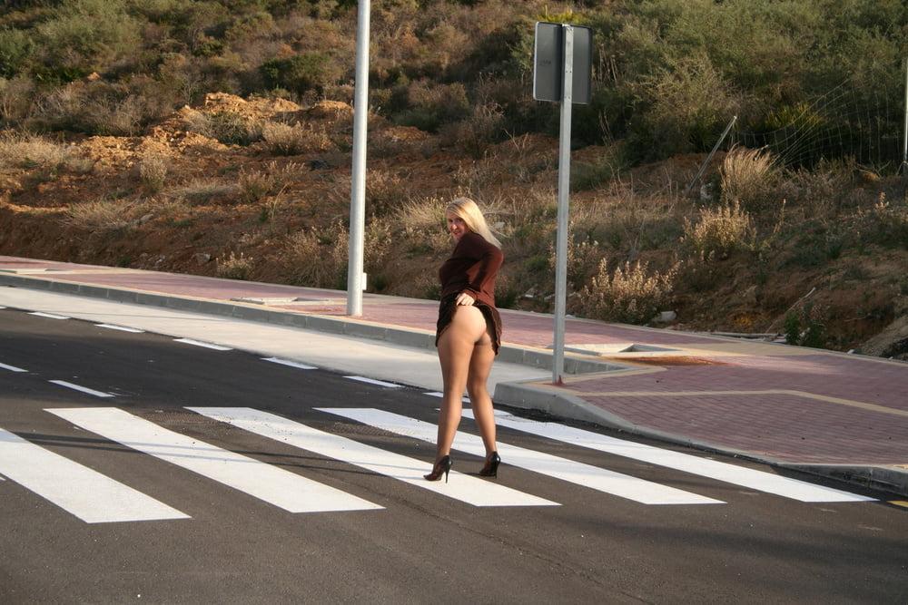 25P Pantyhose Street Whore Slut Flashing and Exposing