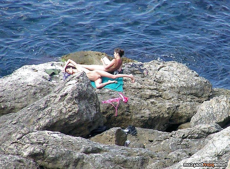 25P Nudist beach is best