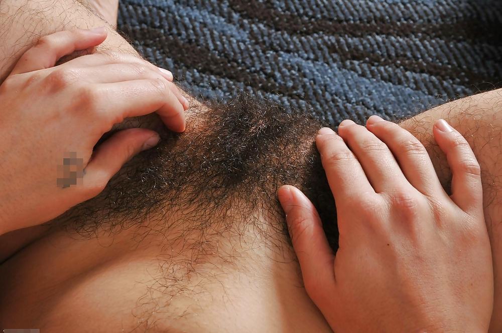 22P Girls hairy pussy