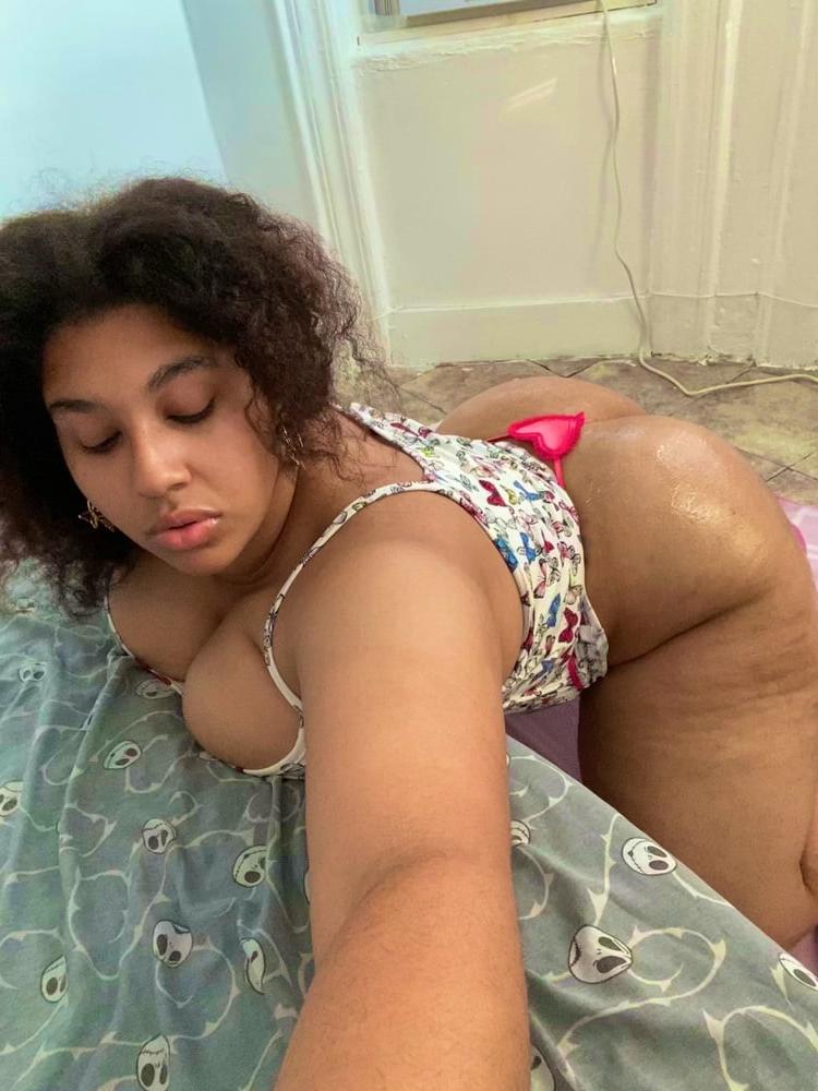 18P Thick sexy Latino