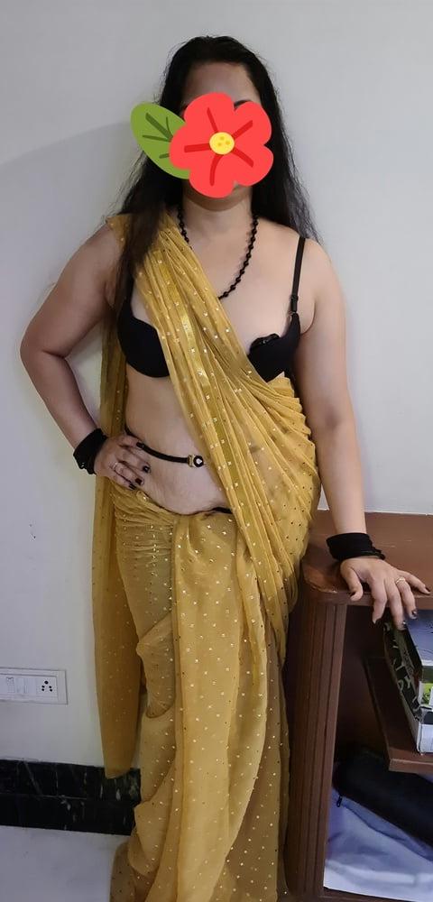 5P Indian brown saree