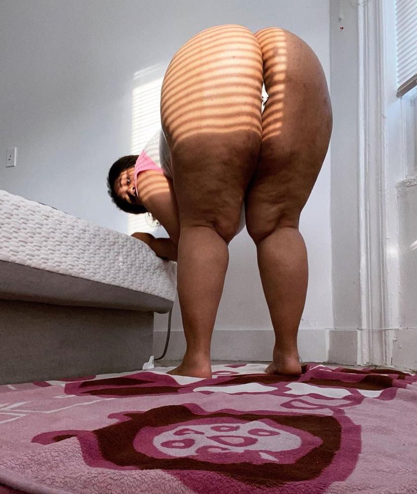 7P Thick sexy Latino 4