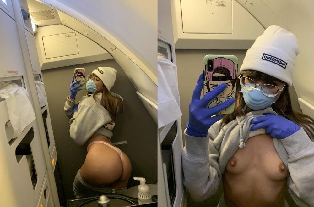 25P Flashing at 40000FT high. Send in your own pics to add also!