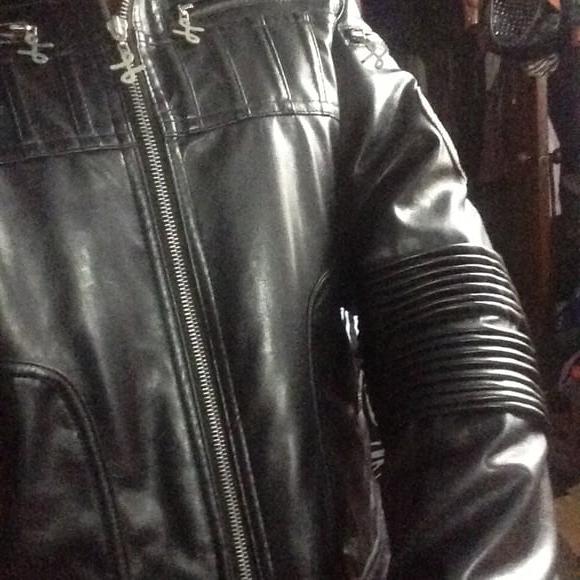 25P Leather Collection Gallery