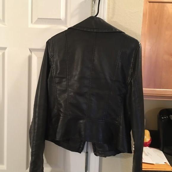 25P Leather Collection Gallery