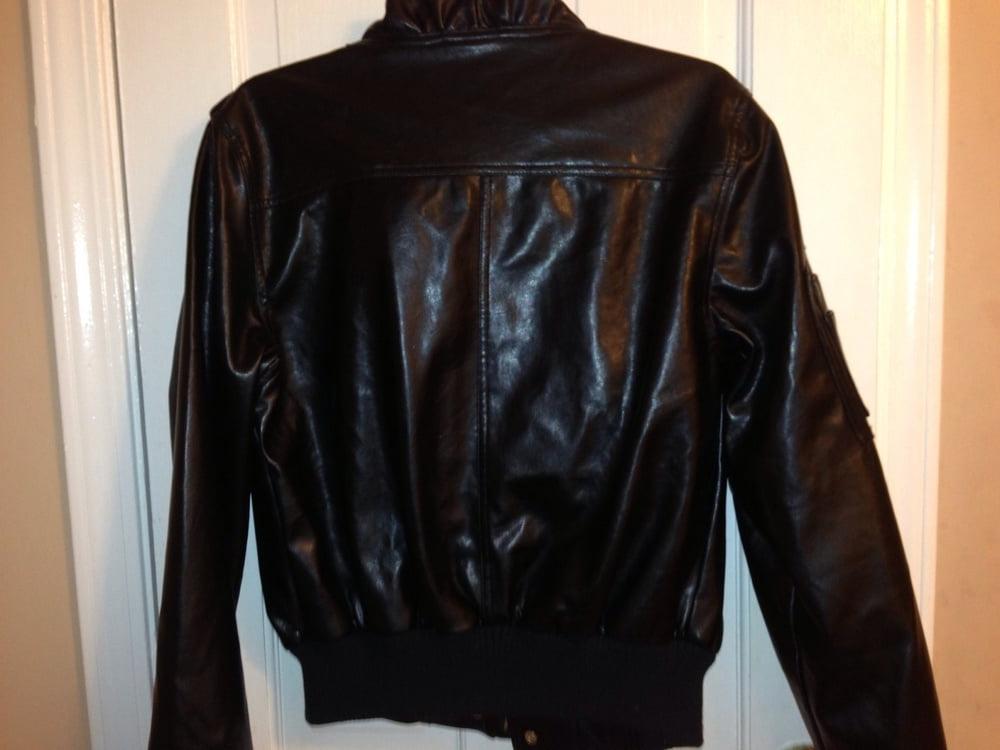 25P Leather Collection Gallery