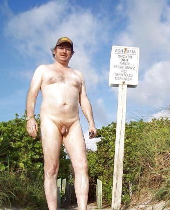 25P Men and women outdoors.
