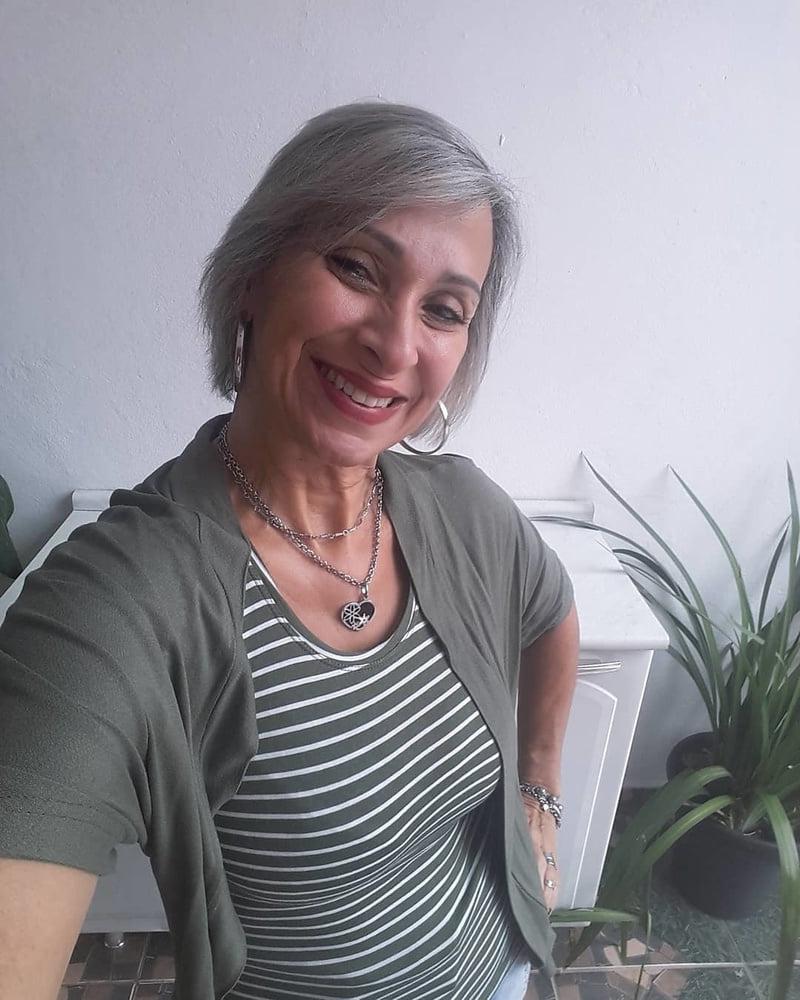 25P Milf fitness very hot