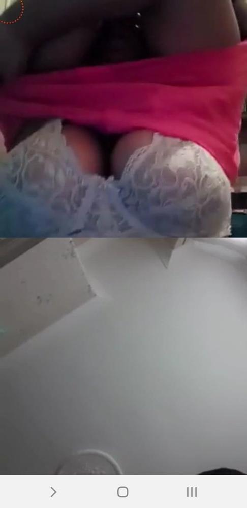 18P Flash boobs gipsy live facebook romanian