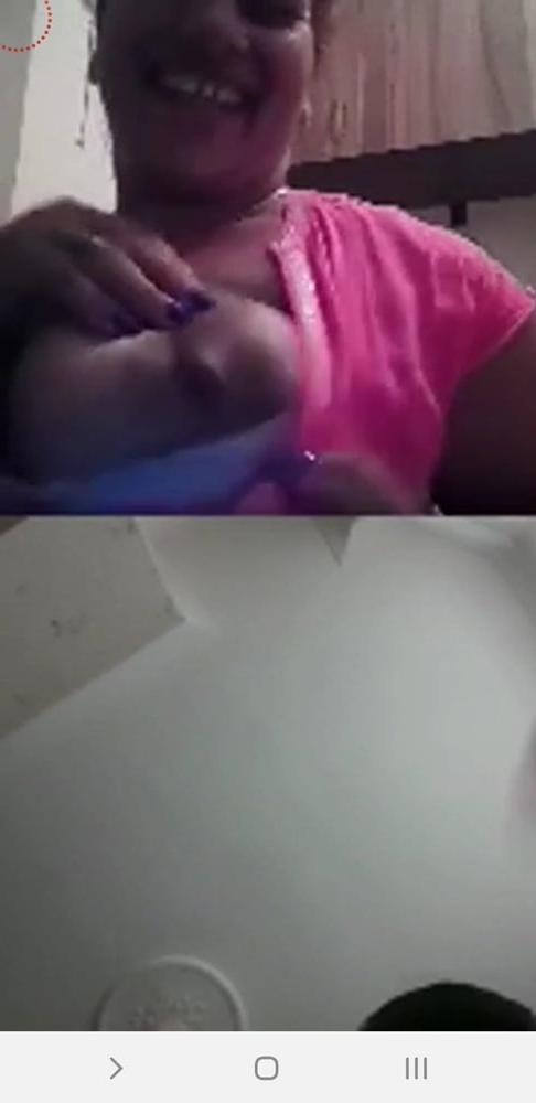 18P Flash boobs gipsy live facebook romanian