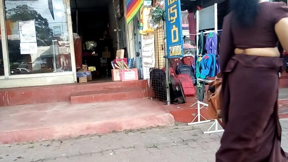 25P sl hot saree road capture fb 4