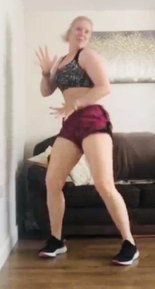 25P Fitness Freak- Nicky Ainsworth 44