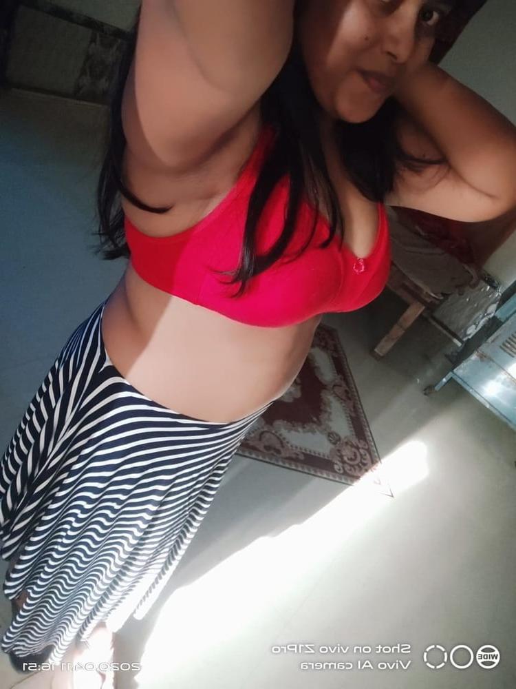 15P Sri Lankan MILF leak photos VIVO phone