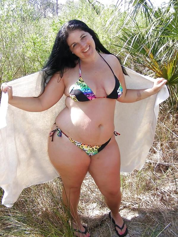 16P Welcome To Mature Beach 