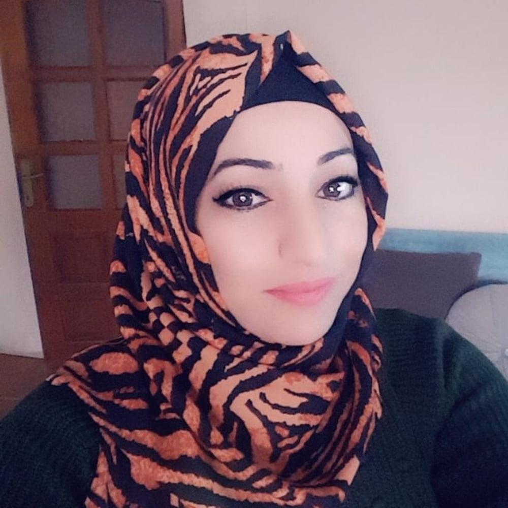 25P Sexy Young Kurdish Bitches