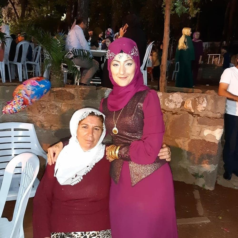 25P Sexy Young Kurdish Bitches