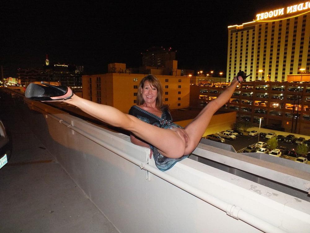 11P Flashing to other People