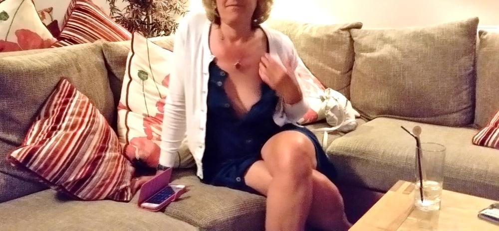10P Another hotel. More public flashing