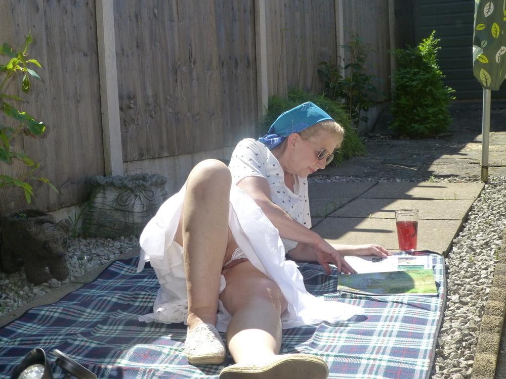 25P UK amateur mature Granny GILF upskirt flashing panties